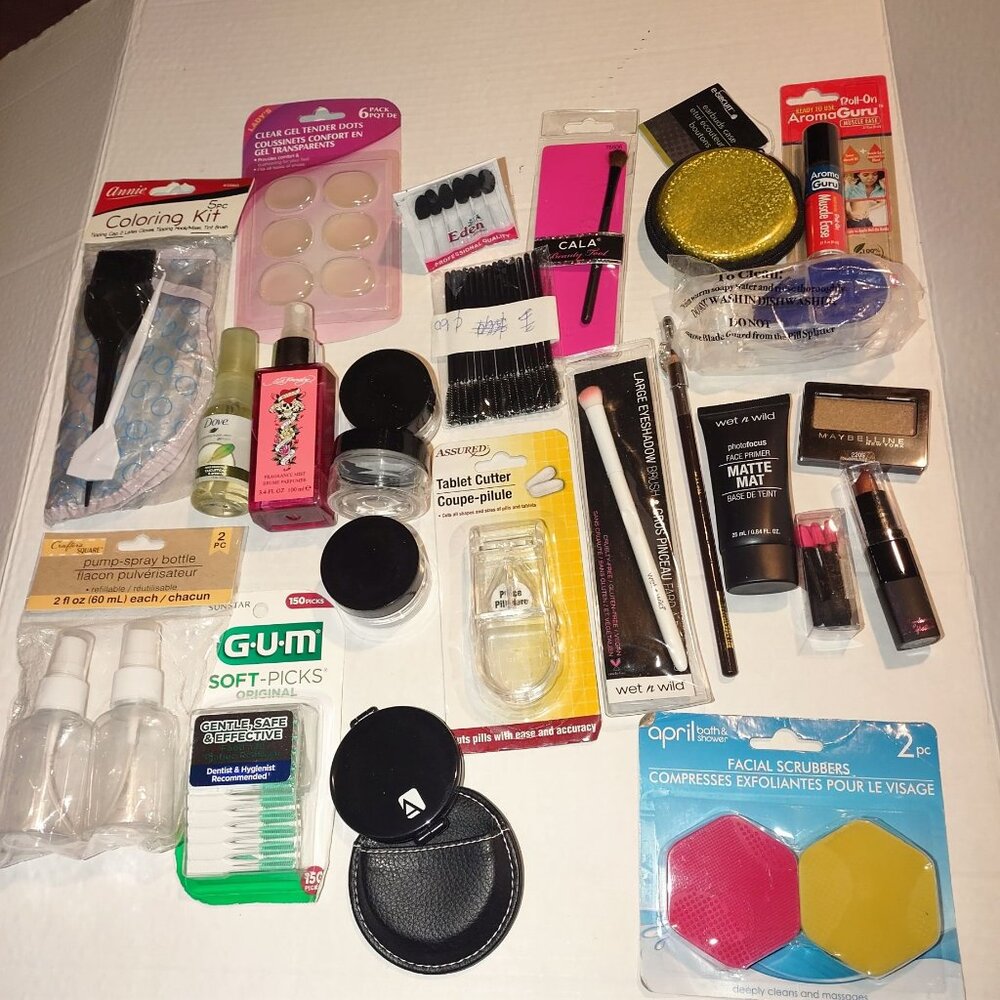 Assorted Beauty & Personal Care Set - Makeup Brushes Skincare Tools 20+ Items - Picture 2 of 2
